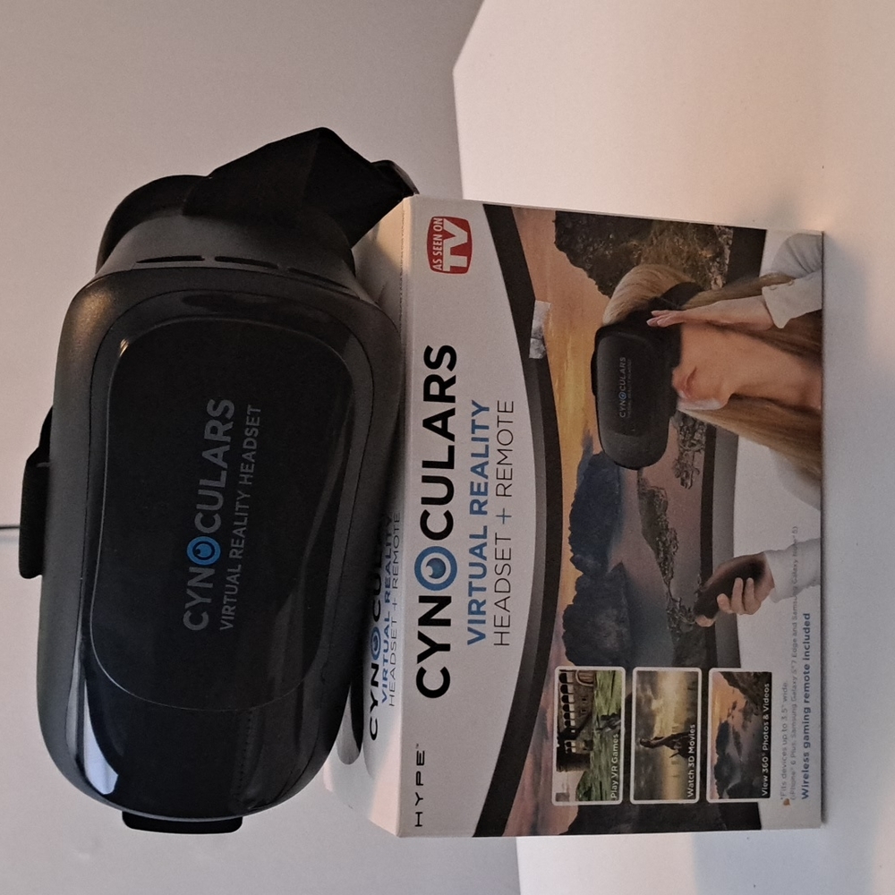 CYNOCULARS